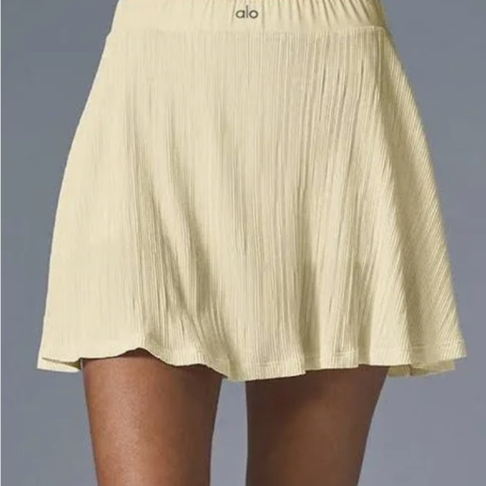 ALO Yoga micro plisse tennis skirt - lemon ice
